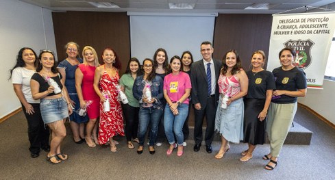 Cartórios de Florianópolis promovem atendimento exclusivo para mulheres. Foto: Luciano Nunes